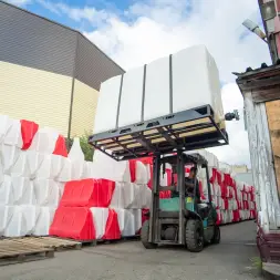 Емкость KR 4000л под плотность до 1.2 г/см3 белая в обрешетке (полный слив)