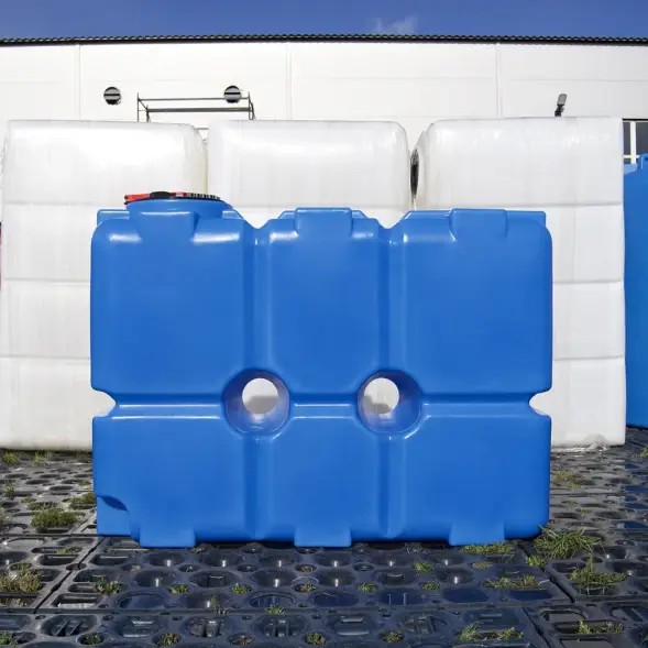Емкость ST 2000л под плотность до 1.5 г/см3 с откидной крышкой синяя