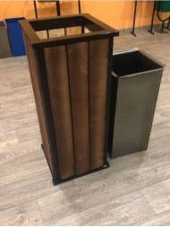 Урна с деревянными вставками